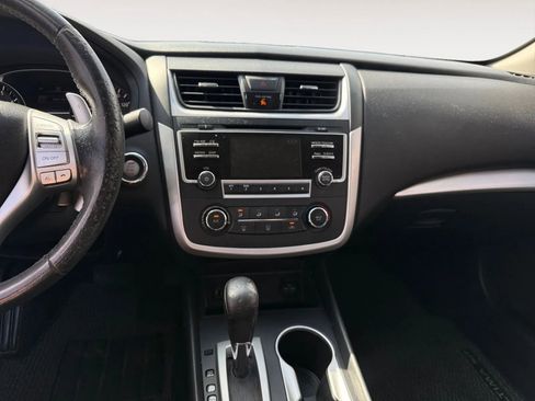 Used 2016 Nissan Altima 2.5 SR image 13
