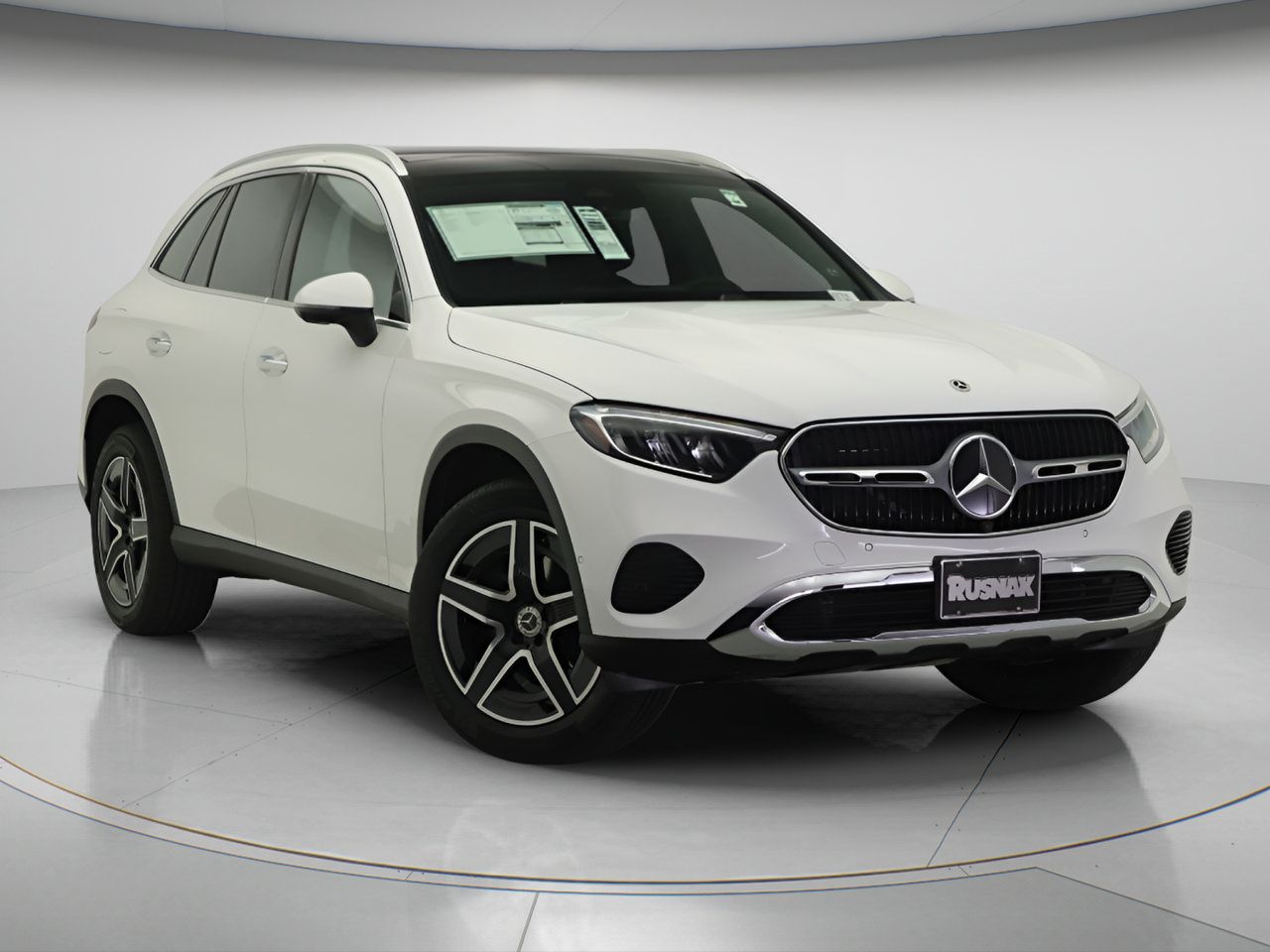 New 2027 Mercedes-Benz GLC 300 image 1