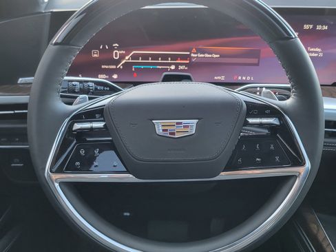 Used 2025 Cadillac Escalade Sport Platinum w/ LPO, ONYX Package image 29