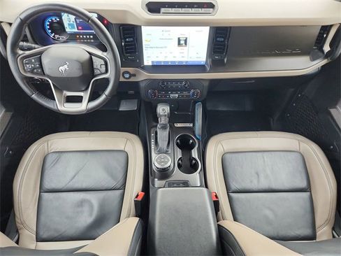 Used 2022 Ford Bronco Wildtrak image 20