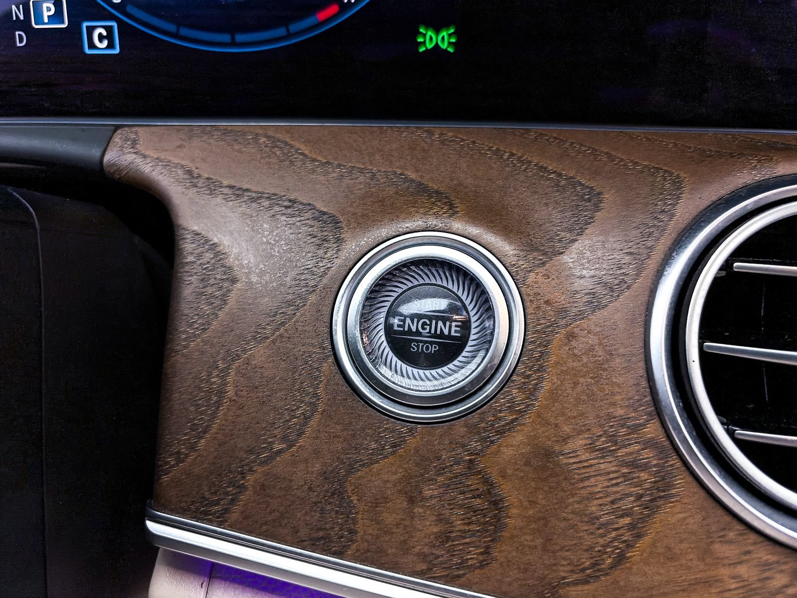 Used 2022 Mercedes-Benz E 350 Sedan image 30
