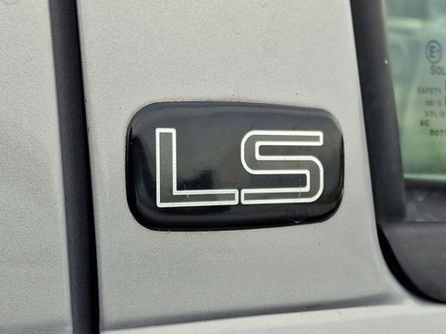 Used 2000 Chevrolet Venture LS image 10