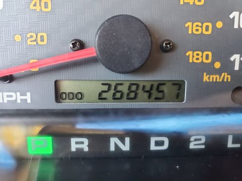 Used 2001 Toyota 4Runner Limited AWD/4WD image 25