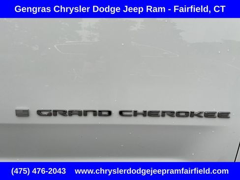 Certified 2023 Jeep Grand Cherokee Laredo X AWD/4WD image 15