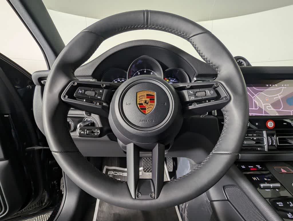 Used 2026 Porsche Macan AWD/4WD image 37