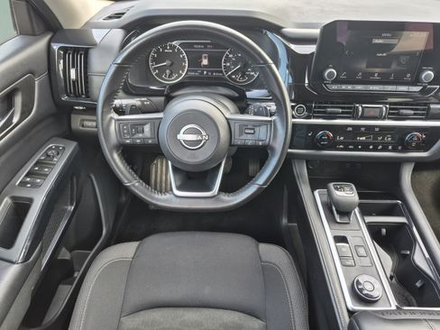 Certified 2024 Nissan Pathfinder SV AWD/4WD image 13