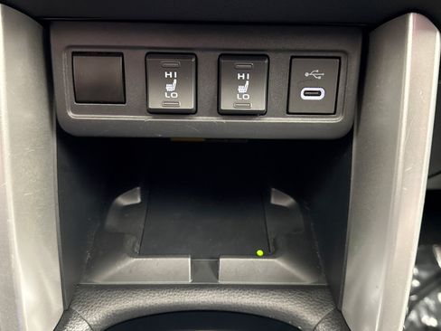 Used 2024 Toyota Corolla Cross AWD Hybrid w/ Convenience Package image 15