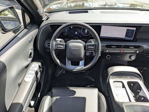 Used 2026 Hyundai Palisade Calligraphy image 15