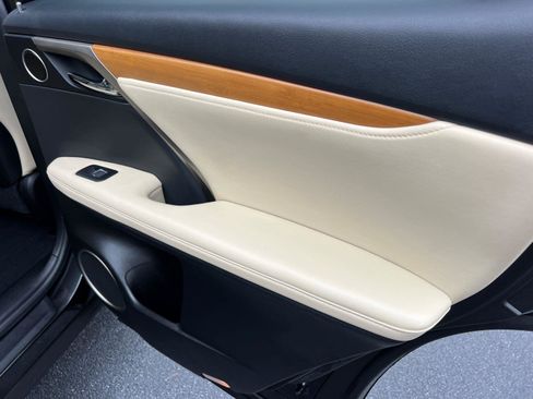 Used 2022 Lexus RX 350 FWD w/ Premium Package image 17