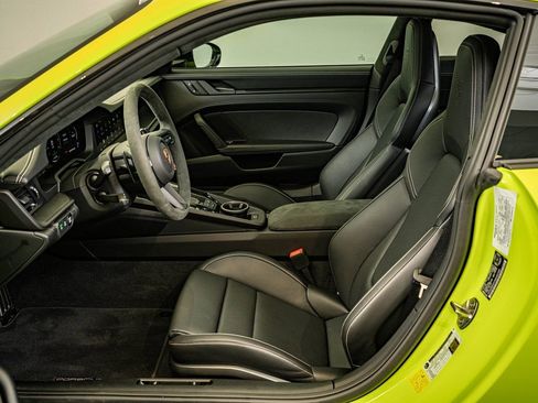 Certified 2025 Porsche 911 Carrera GTS image 5