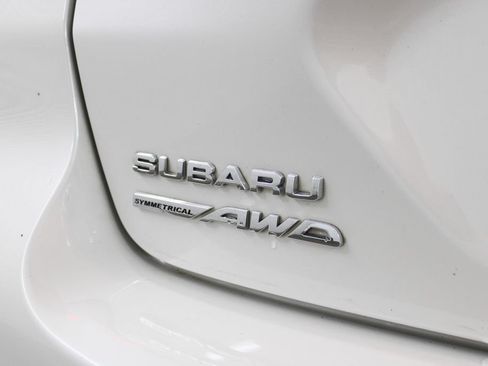 Used 2024 Subaru Crosstrek 2.0i Premium AWD/4WD image 31