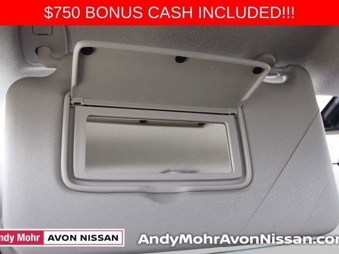 New 2025 Nissan Versa SR w/ Trunk Package image 30