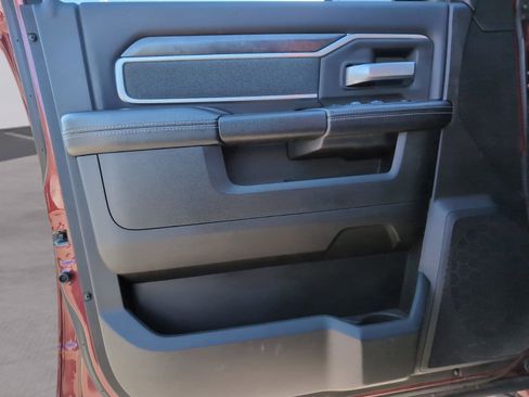 Used 2022 RAM 2500 Big Horn w/ Level C Equiment Group image 27