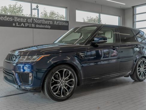 Used 2020 Land Rover Range Rover Sport HSE AWD/4WD image 3