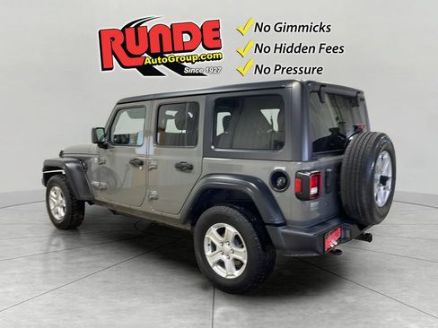 Used 2019 Jeep Wrangler Unlimited Sport S AWD/4WD image 4