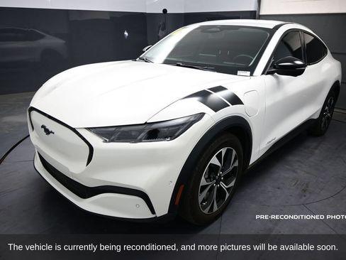 Used 2024 Ford Mustang Mach-E Select RWD image 2