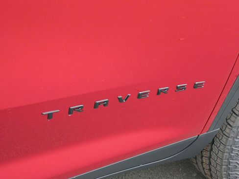 New 2026 Chevrolet Traverse Z71 w/ Driver Confidence Package image 19