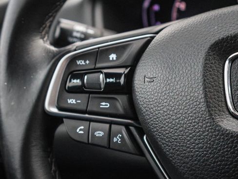 Used 2018 Honda Accord Sport image 35