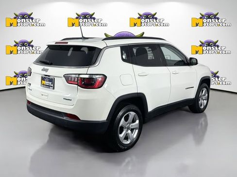 Used 2020 Jeep Compass Latitude w/ Cold Weather Group AWD/4WD image 5