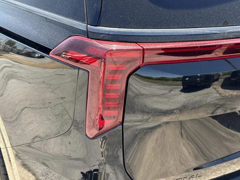 New 2026 Kia Carnival SX Prestige FWD image 11