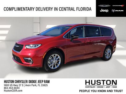 New 2026 Chrysler Pacifica Limited