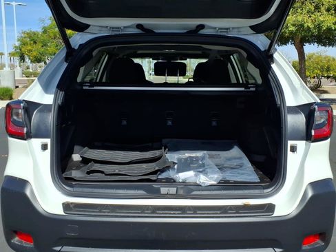 Certified 2025 Subaru Outback Premium w/ Popular Package #1A image 17