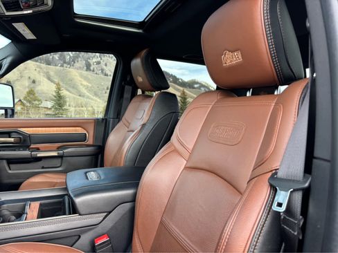 Used 2023 RAM 3500 Limited image 16