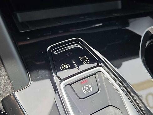 Certified 2025 Audi Q5 Premium w/ Premium Plus AWD/4WD image 19