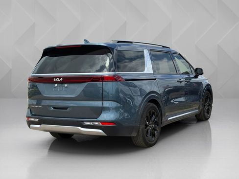 Used 2022 Kia Carnival SX Prestige FWD image 5