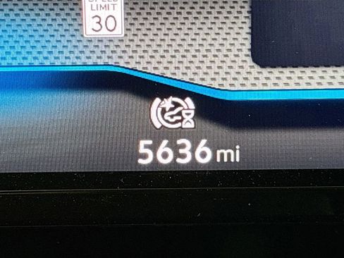 Used 2024 Volkswagen Golf R image 11