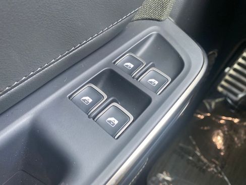 Used 2023 Rivian R1S Adventure image 17