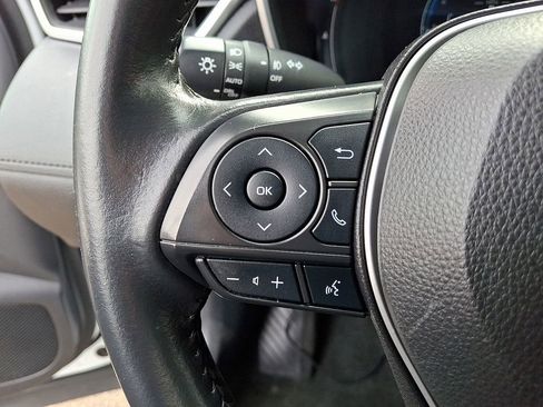 Used 2023 Toyota Corolla Cross XLE FWD image 21