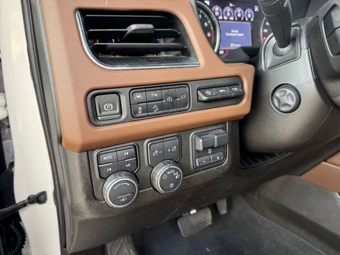 Used 2021 Chevrolet Tahoe High Country AWD/4WD image 14