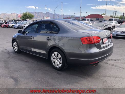 Used 2012 Volkswagen Jetta S image 6