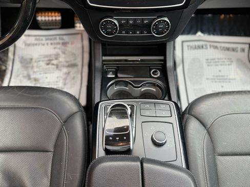 Used 2018 Mercedes-Benz GLE 43 AMG 4MATIC image 25