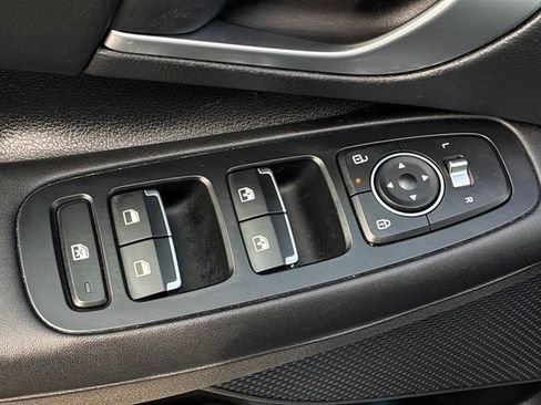 Used 2025 Hyundai Sonata SEL FWD image 13