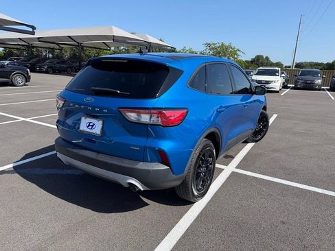 Used 2020 Ford Escape SE Sport FWD image 5