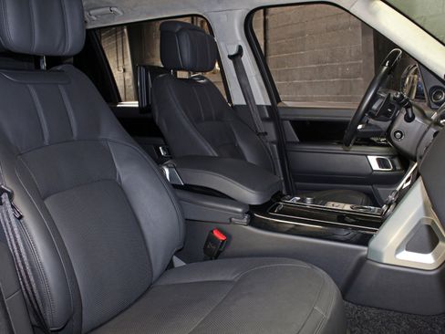 Used 2021 Land Rover Range Rover P525 Westminster Edition LWB image 55