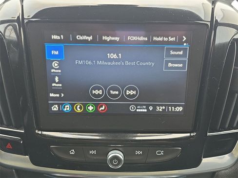 Certified 2022 Chevrolet Traverse LT image 13