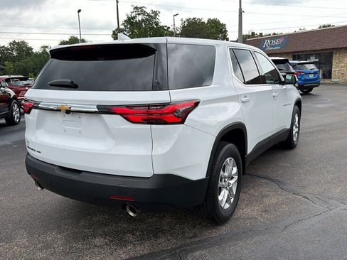 Used 2022 Chevrolet Traverse LS AWD/4WD image 7