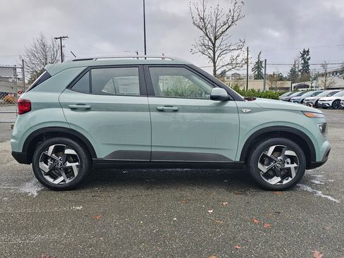 New 2026 Hyundai Venue SEL image 8