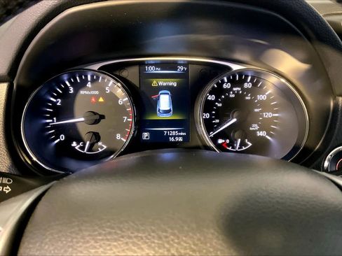 Used 2015 Nissan Rogue SL image 29