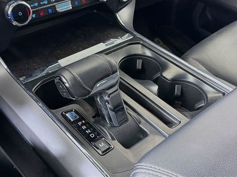 Used 2023 Ford F150 Lariat w/ Trailer Tow Package image 20