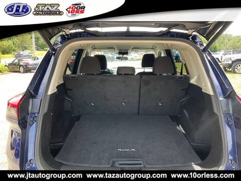 Used 2025 Nissan Rogue SV FWD image 16
