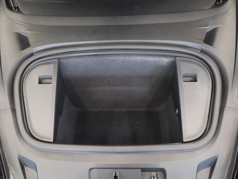 Used 2021 Porsche Taycan Turbo image 30