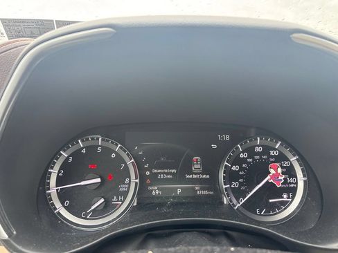 Used 2020 Toyota Highlander Limited w/ Protection Package #3 AWD/4WD image 9
