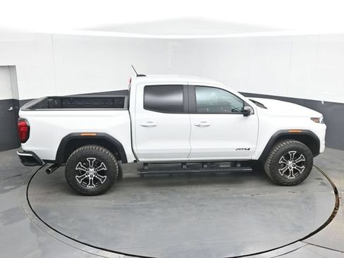 Used 2024 GMC Canyon AT4 w/ AT4 Premium Package AWD/4WD image 39