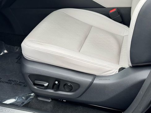 Used 2023 Lexus RX 350 Premium Plus w/ Accessory Package image 27