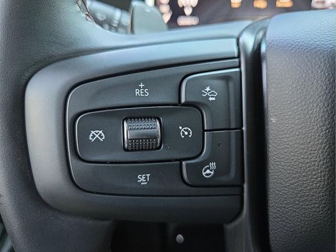 Used 2024 GMC Sierra 1500 AT4 w/ Technology Package AWD/4WD image 19