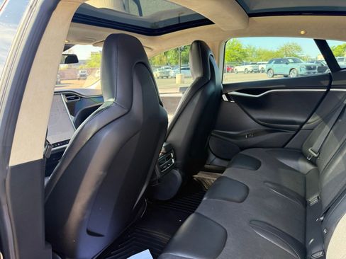 Used 2016 Tesla Model S 60D image 11